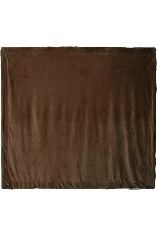 Mohair blankets with a unique sheen and softnessAlpine Fleece Oversized Mink Sherpa Blanket