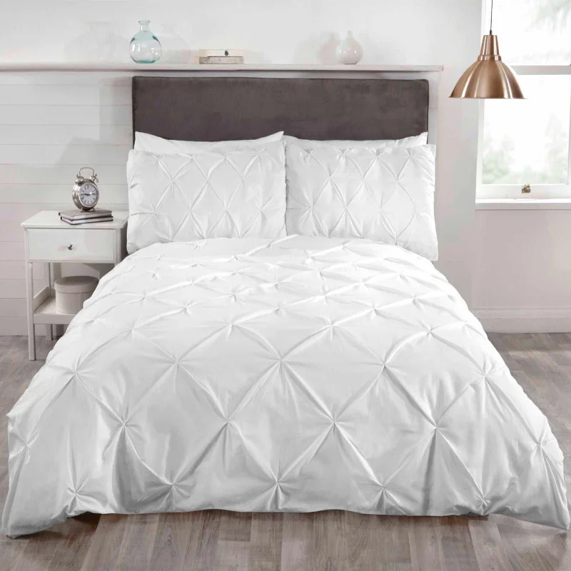 Affordable duvet covers for those on a tight budgetBalmoral Duvet Cover Set White