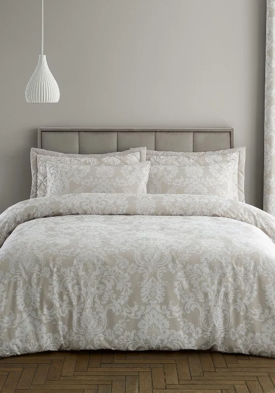 Snap - closure duvet covers for a quick and convenient way to open and closeCatherine Lansfield Classic Damask Duvet Cover, Natural