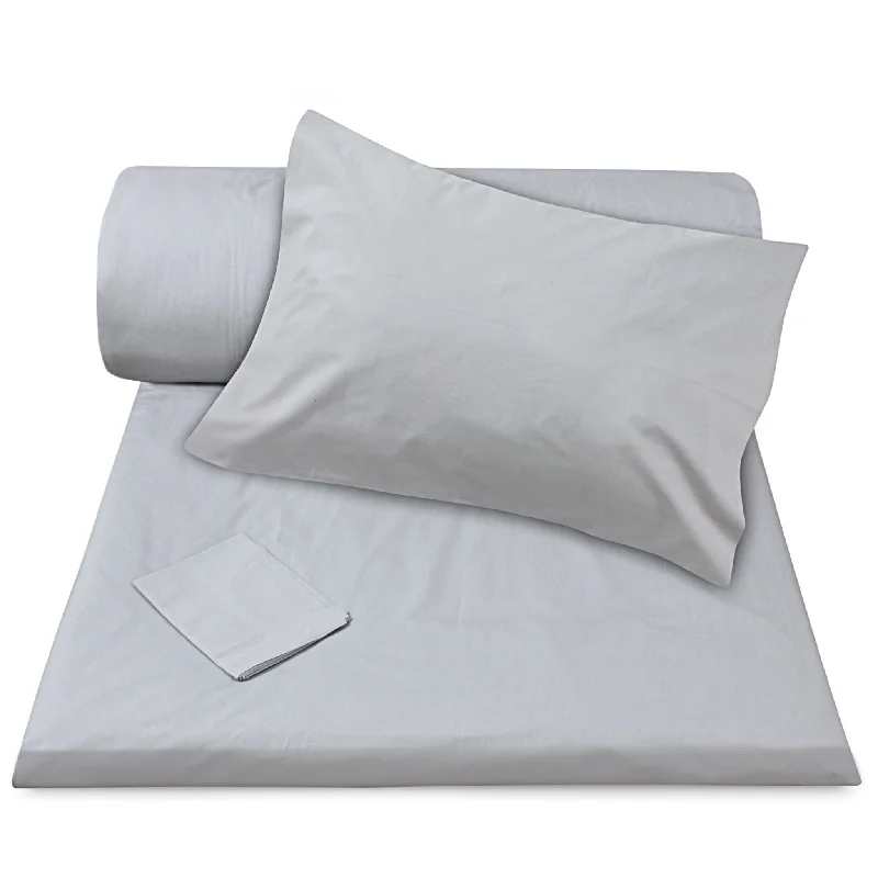 Silk duvet covers for a smooth and elegant touchSilver Plain Duvet Cover + Pillowcases (350 TC)