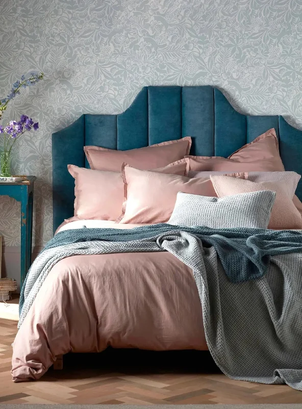 Hotel - quality duvet covers for a luxurious feel at homeDusty Pink Super Soft 100% Cotton Bed Linen