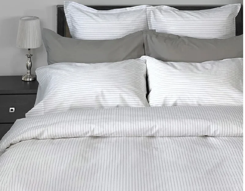 Bamboo - derived duvet covers with antibacterial and moisture - wicking propertiesDUVET COVER / GEORGIA STRIPE