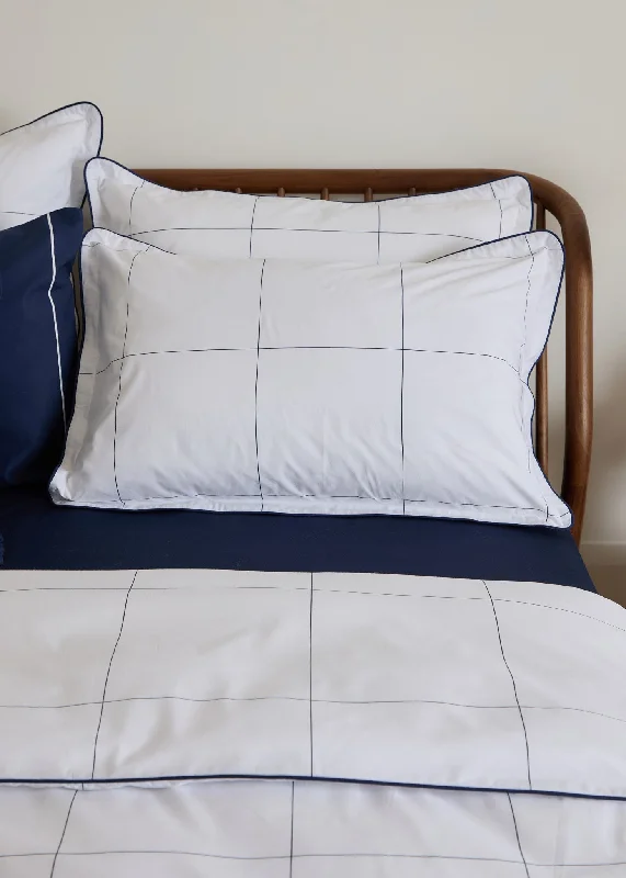 Wool blankets with natural warmth and insulationFoxford Navy Windowpane Oxford Pillowcase