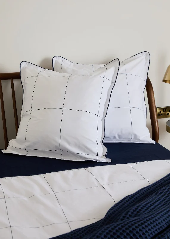 Cotton blankets for breathability and a lightweight feelFoxford Navy Windowpane Oxford Square Pillowcase