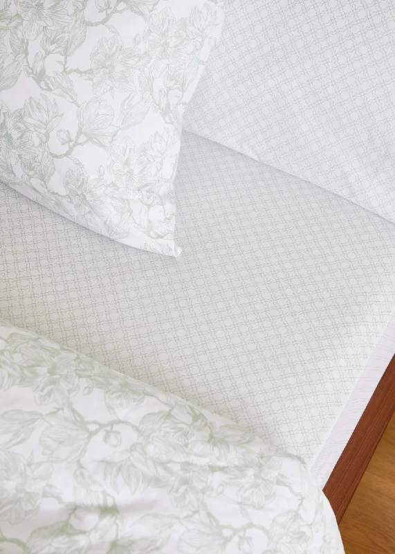 Queen - size blankets for standard - sized bedsFoxford Sage Trellis Fitted Sheet