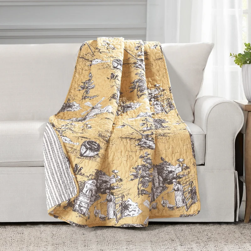 Microfiber blankets that are durable and easy to care forFrench Country Toile Throw