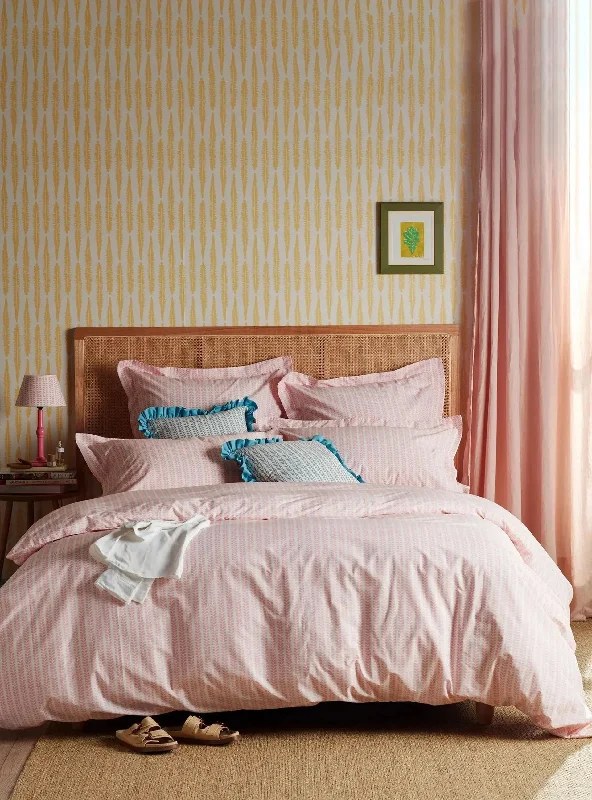 Flannel duvet covers for warmth in cold weatherMolly Mahon Pink Bindi 100% Cotton Bed Linen