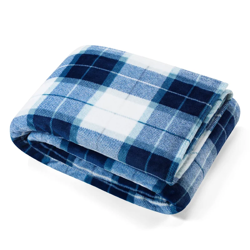 Fleece blankets for a cozy and plush textureNautica Plaid Full/Queen Blanket