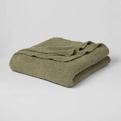 Chenille blankets with a thick and fuzzy textureNew - Twin/Twin XL Cozy Chenille Bed Blanket Restful Green - Threshold