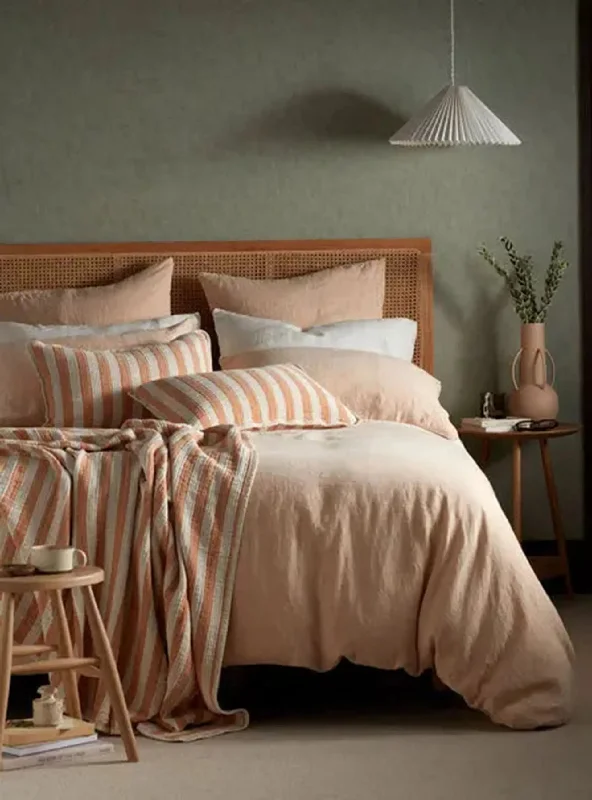 Machine - washable duvet covers for hassle - free cleaningPeach 100% Linen Bed Linen