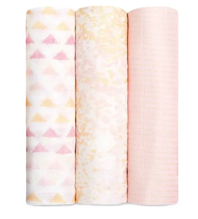 Fleece blankets for a cozy and plush textureSilky soft swaddle "primarose"