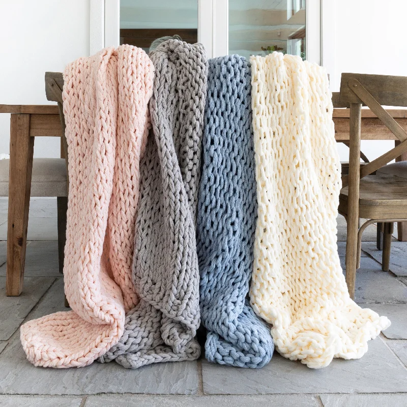 Fleece blankets for a cozy and plush textureSoft Handmade Chunky Knit Throw Blanket