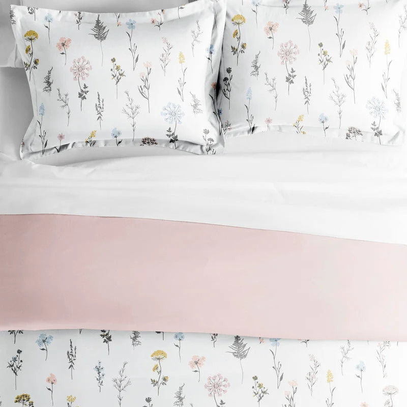 Full - size duvet covers suitable for full - sized beds in guest rooms or small bedroomsWildflower Pink Reversible Pattern Duvet Cover Set Ultra Soft Microfiber Bedding