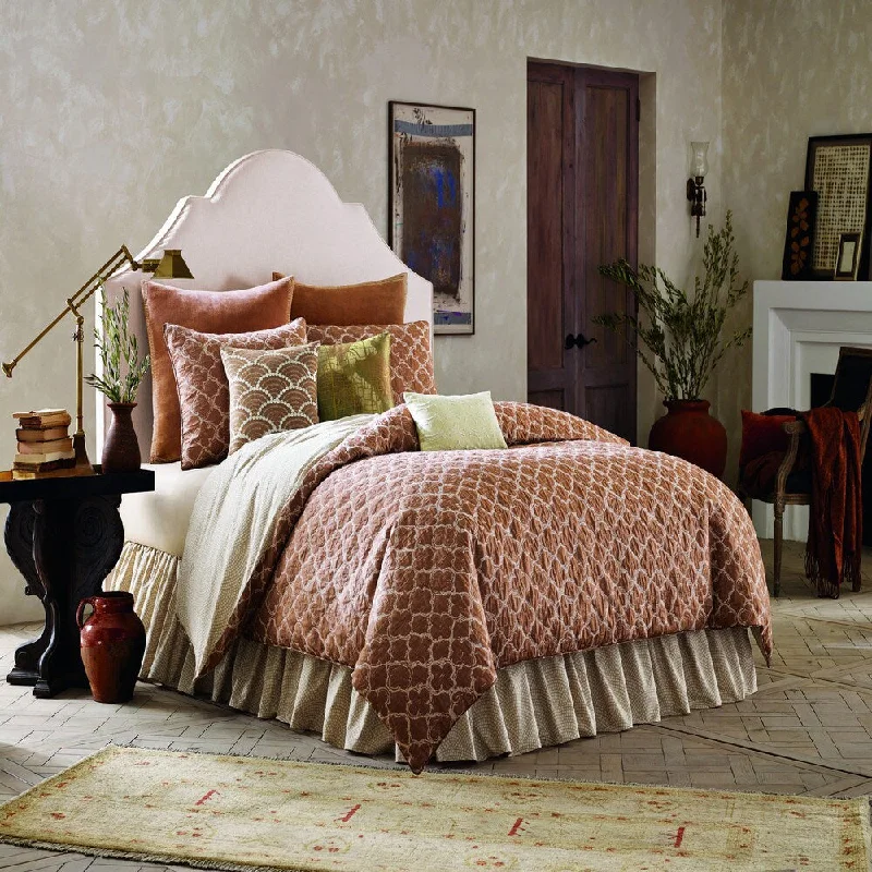 Silk - filled comforters for a luxurious and smooth touchBiniChic Terracotta 4-piece Comforter Set