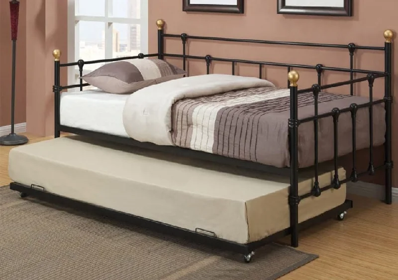 Wool - filled mattresses for natural insulation and moisture - wickingBlack Gold Accents Metal Frame Bed