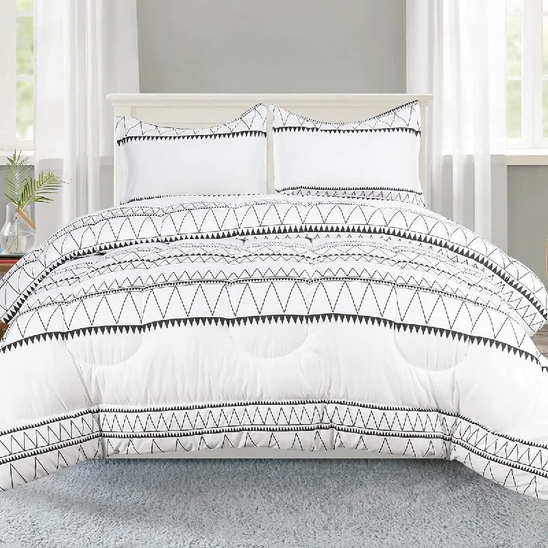 Bamboo - fiber - filled comforters with antibacterial and breathable qualitiesElizabeth 2/3 pc Comforter Set