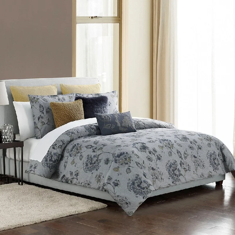 Goose down comforters known for their superior quality and insulationHighline Bedding Co Grayson 3PC. Comforter Set