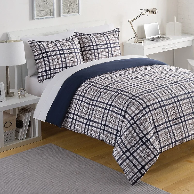 Latex - filled comforters with a bouncy texture and good supportIZOD Fairway Plaid 3-piece Comforter Set