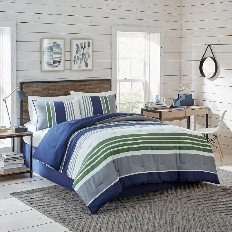 King - size comforters to fit large king - sized beds perfectlyIZOD Liam Indigo Reverisble Comforter Set with Shams