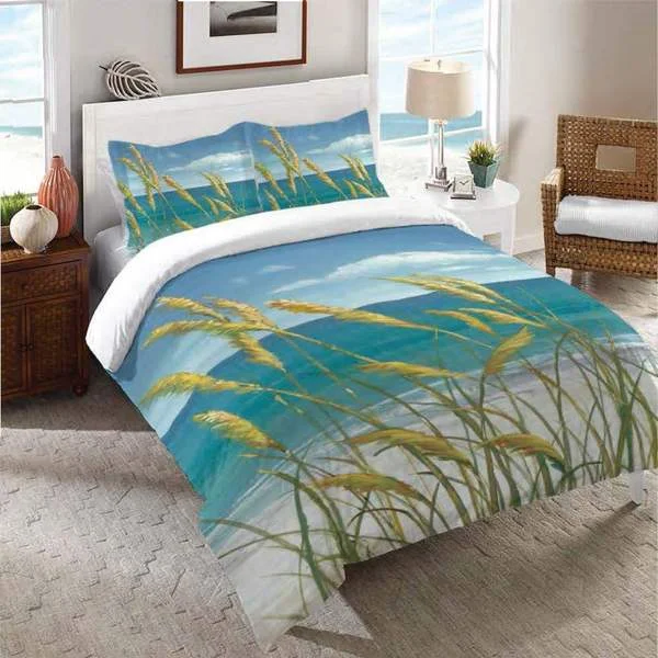 Cotton - filled comforters for a breathable and natural sleep experienceLaural Home Summer Breeze Cotton Comforter