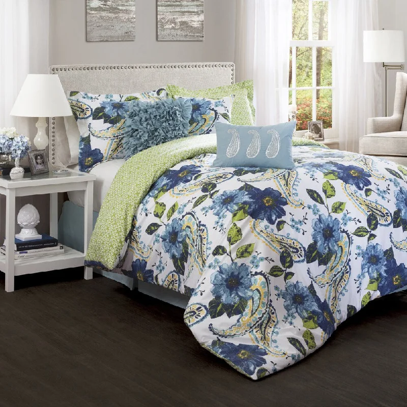 Bamboo - fiber - filled comforters with antibacterial and breathable qualitiesLush Decor Floral Paisley 7-piece Comforter Set