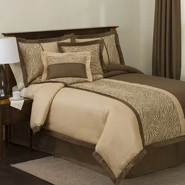 Full - size comforters suitable for full - sized beds in guest rooms or small bedroomsLush Decor Serengeti Taupe 6-piece Full-size Comforter Set