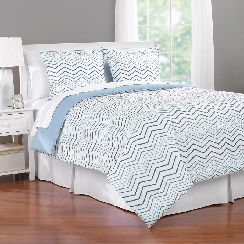 Bamboo - fiber - filled comforters with antibacterial and breathable qualitiesMartex Dixson Zig Zag 3-piece Comforter Set