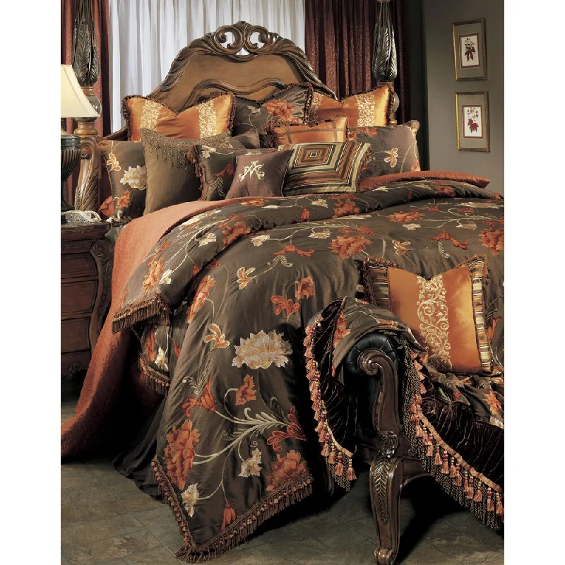 Wool - filled comforters with natural moisture - wicking and temperature - regulating featuresMichael Amini Grand Fleur 13-piece Comforter Set