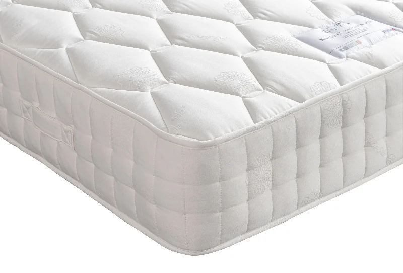 Wool - filled mattresses for natural insulation and moisture - wickingNatural Augusta 1000