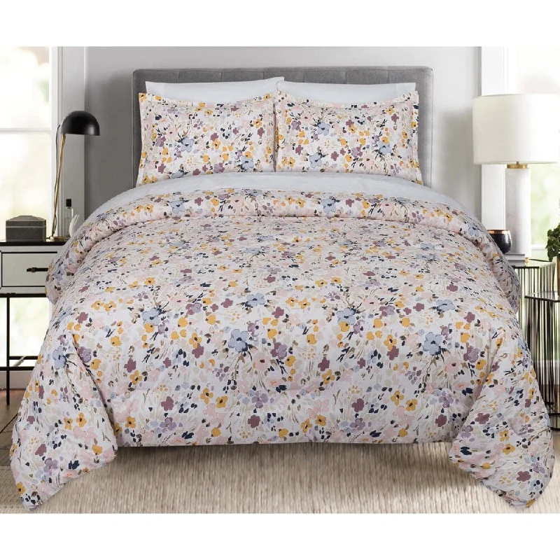 Duck down comforters with a softer feel and good warmth retentionNouvelle Home Floral Spatter Cotton Comforter Set