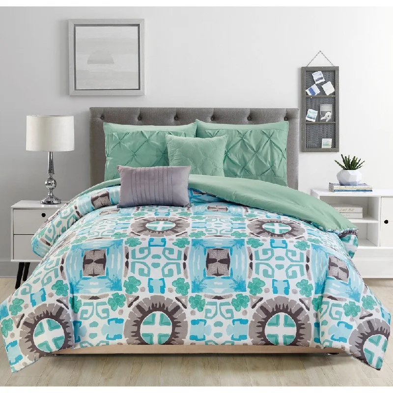 Latex - filled comforters with a bouncy texture and good supportRT Designers Collection Sophia 5-Piece Reversible Comforter Set