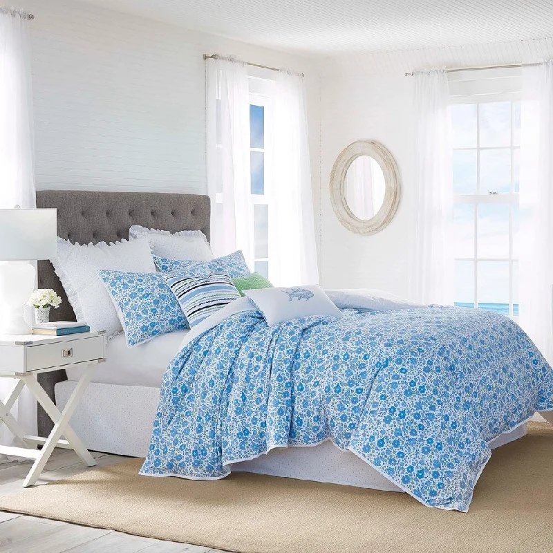 Silk - filled comforters for a luxurious and smooth touchSouthern Tide Laurel Falls 4-Piece Blue Comforter Set