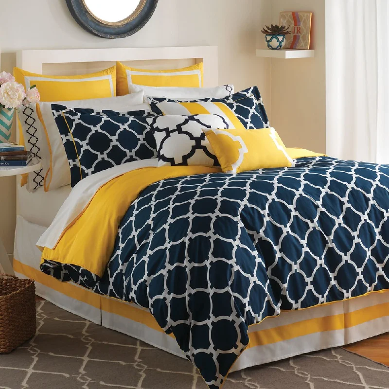 Latex - filled comforters with a bouncy texture and good supportThe Curated Nomad Magnolia Comforter Set