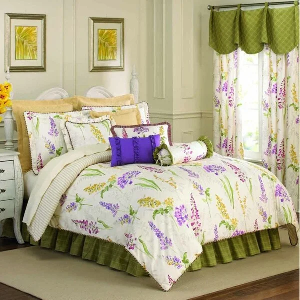 King - size comforters to fit large king - sized beds perfectlyWilliamsburg Abigail 4-piece Comforter Set