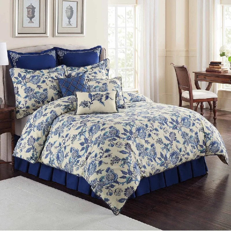 Wool - filled comforters with natural moisture - wicking and temperature - regulating featuresWilliamsburg Persiana 4-piece Comforter Set